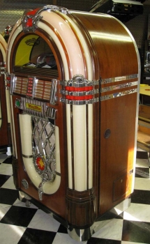 Preview: Wurlitzer 1015 OneMoreTime Jukebox