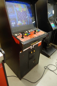 SNK Neo Geo MVS 4-Slot Arcade Videospielautomat - US Import