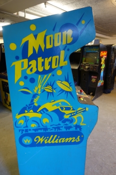 Preview: Williams Moon Patrol Arcade - US Import