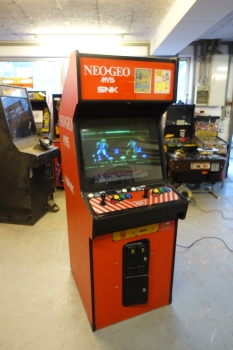 SNK Neo Geo MVS 2-Slot Arcade Videospielautomat - US Import