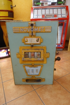 NOVOMAT Original 50er Jahre Geldspielgerät Slot Machine einarmiger Bandit - US Import