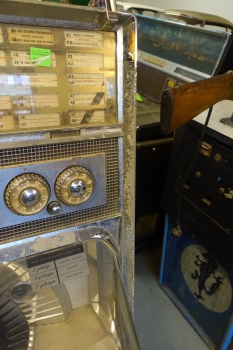 United UPB-100 Jukebox - US Import