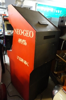 SNK Neo Geo MVS 2-Slot 121 in 1 Arcade Videospielautomat - US Import