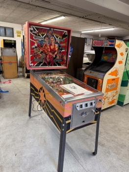 Bally Flash Gordon Flipper