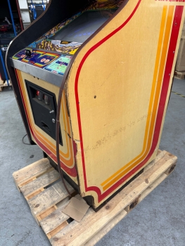 Universal Cosmic Avenger Arcade Videospielautomat