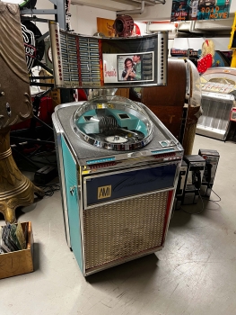 AMi Continental 2-100 Jukebox