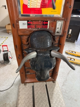 Preview: Zamperla El Toro 25 Cent Strength Tester EM Arcade Krafttester