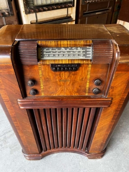 Philco Art Deco Floor Radio Radioempfänger