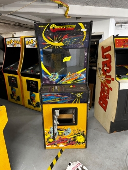 Midway Omega Race Arcade Videospielautomat