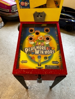 Play More Win More Kaugummi Flipper Automat