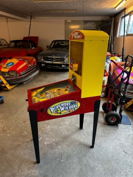 Play More Win More Kaugummi Flipper Automat