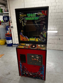 Midway Space Invaders Deluxe Arcade Videospielautomat