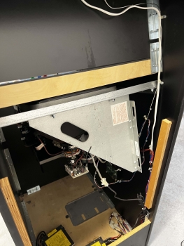 Multicade Arcade Videospielautomat mit CRT Monitor und 39in1 Jamma Platine
