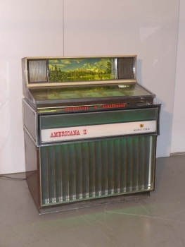 Wurlitzer 3210 Americana II Jukebox