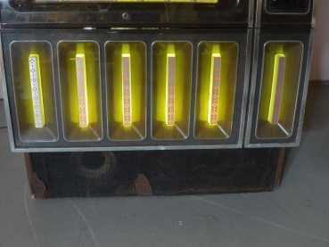 AMi R-82 Woodhue Jukebox