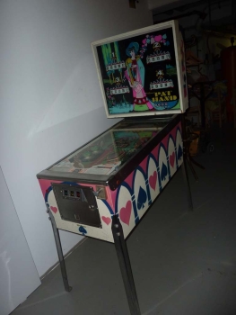 Williams Pat Hand Pinball