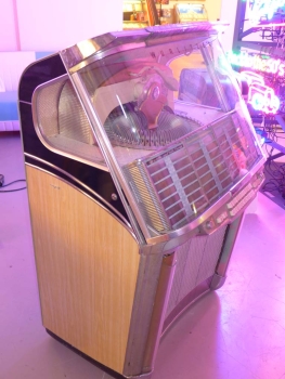 Wurlitzer 2104 Jukebox