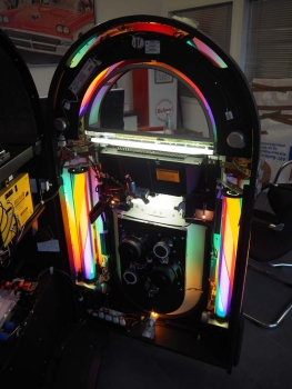 Rock-Ola Bubbler 1015 Black CD Jukebox Vorführgerät