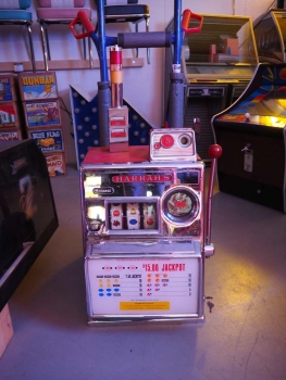 Slotmachine Einarmiger Bandit aus dem Harrah`s Lake Tahoe Hotel und Casino - US Import