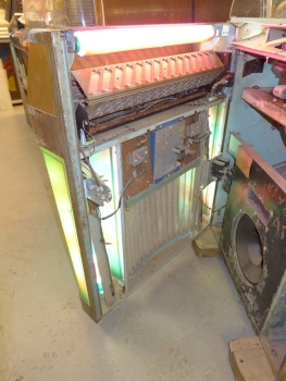 Rock-Ola 1446 Comet Hi-Fidelity Jukebox