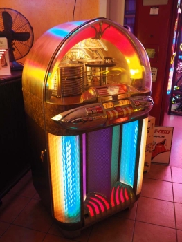 Wurlitzer 1100 Jukebox