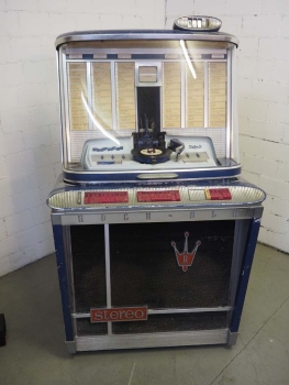 Rock-Ola 1496 Empress 120 Jukebox