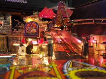 Williams Medieval Madness Pinball Flipper