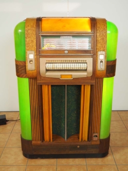 Mills Throne of Music Jukebox
