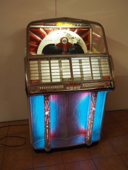 Wurlitzer 1800 Jukebox