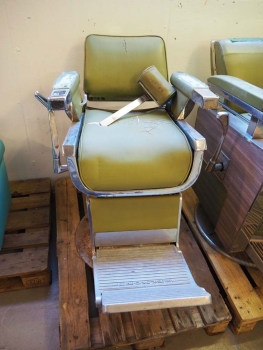 Vintage Takara Belmont Barber Chair Friseurstuhl - US Import