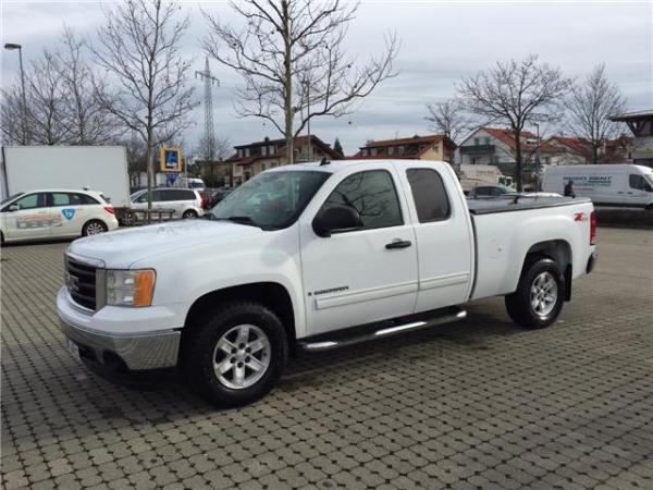 GMC Sierra 1500 SLE 4door Extended Cab 4WD Z71 Pickup 5,3l V8
