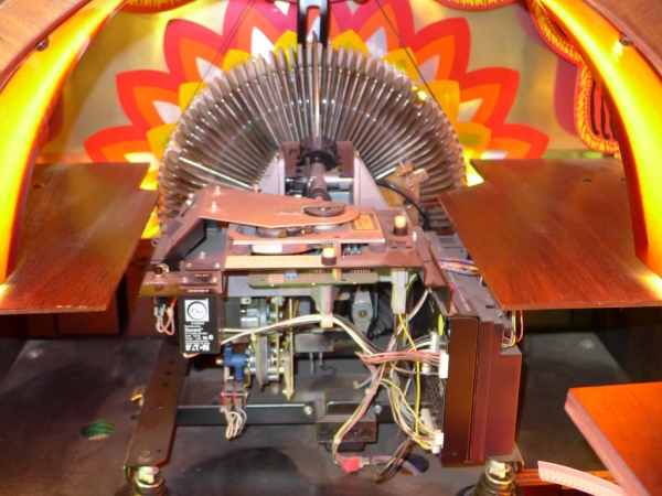 Antique Apparatus (Rock-Ola) 950 Gazelle CD Musikbox