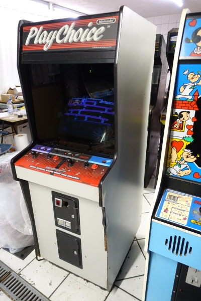Nintendo PlayChoice 10 Arcade Videospielautomat - US Import
