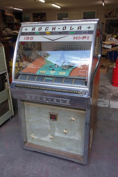 Rock-Ola 1458 Jukebox - US Version