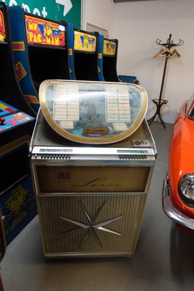 AMi Lyric 100-AS Stereophonic Jukebox US-Import