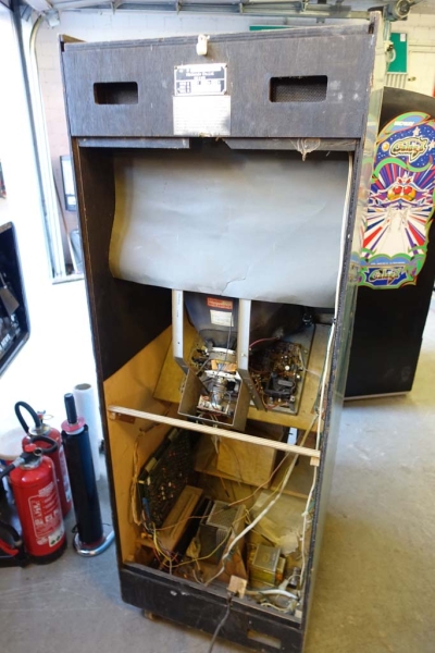 Nintendo Dedicated Legendary Wings Conversion Arcade Videospielautomat - US Import