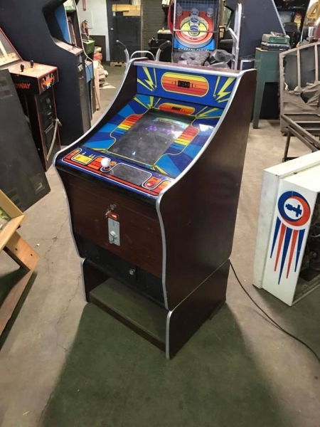 Data East Astro Fighter Super Mini Arcade Videospielautomat - US Import
