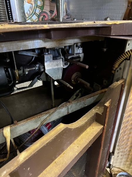 Wurlitzer 1100 Jukebox + Parts Machine