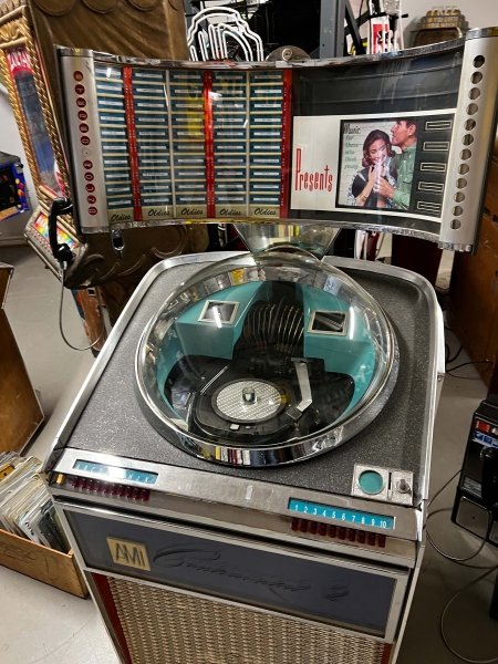 AMi Continental 2-100 Jukebox