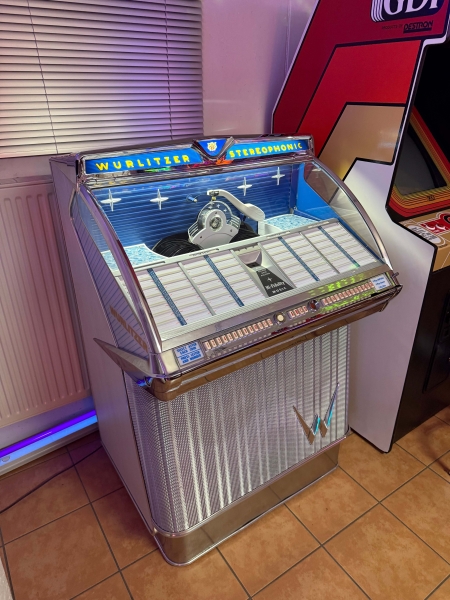 Wurlitzer 2304 S Musikbox