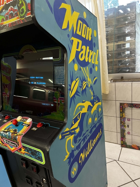 Williams Moon Patrol Arcade Videospielautomat