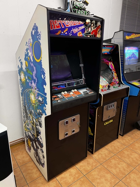 Atari Ireland Asteroids Deluxe Arcade Videospielautomat
