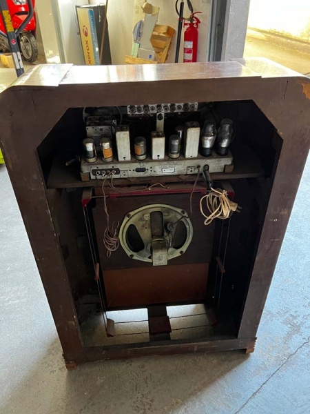 Philco Art Deco Floor Radio Radioempfänger