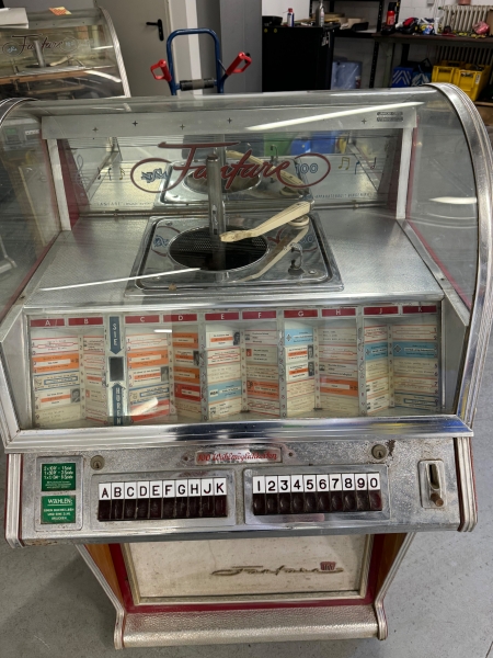 NSM Fanfare 100 Musikbox Jukebox