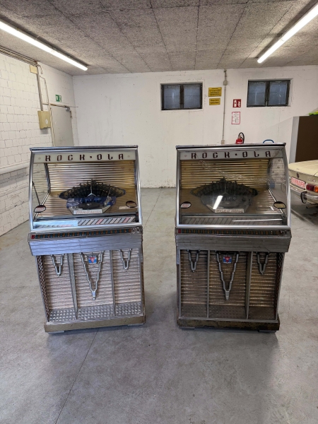 Rock-Ola 1454 Sammlerpaket – 2 Original Jukeboxen von 1956