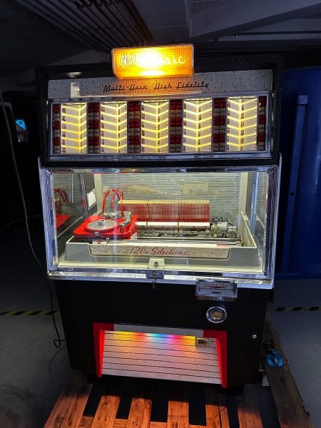 AMi F-120 Musikbox Jukebox