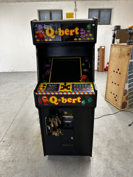 Gottlieb Q*Bert Arcade Videospielautomat US-Import JROK PCB mit TFT