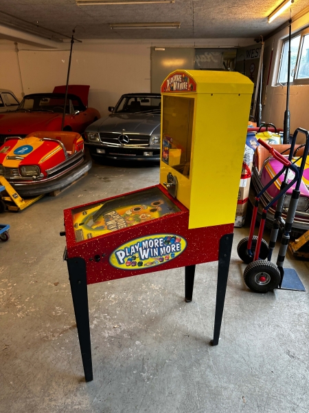 Play More Win More Kaugummi Flipper Automat