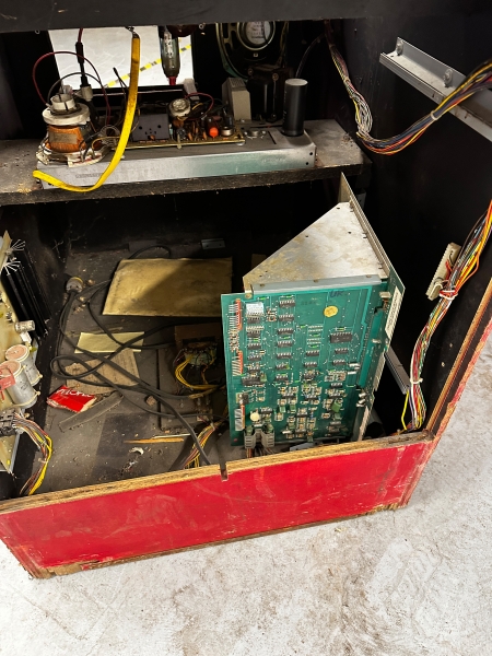 Midway Space Invaders Deluxe Arcade Videospielautomat