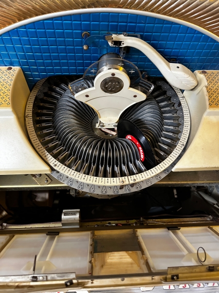 Wurlitzer 2410 Jukebox